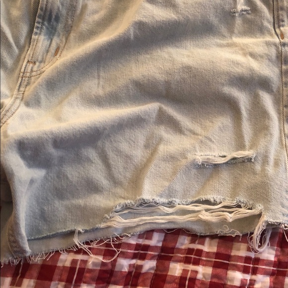 Old Navy Light Blue Distressed Jean Shorts - Picture 7 of 12